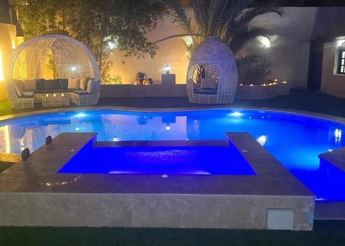 Luxury Royal Blue Family 8pers Private Pool Villa Hurghada