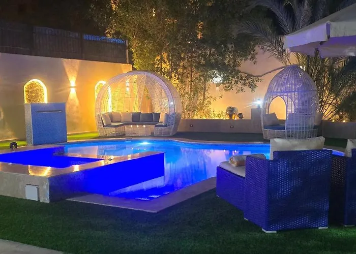 Luxury Royal Blue Family 8pers Private Pool Villa
