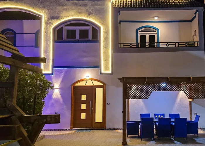 Luxury Royal Blue Family 8pers Private Pool Villa