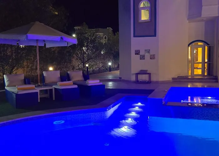 Luxury Royal Blue Family 8pers Private Pool Villa Hurghada