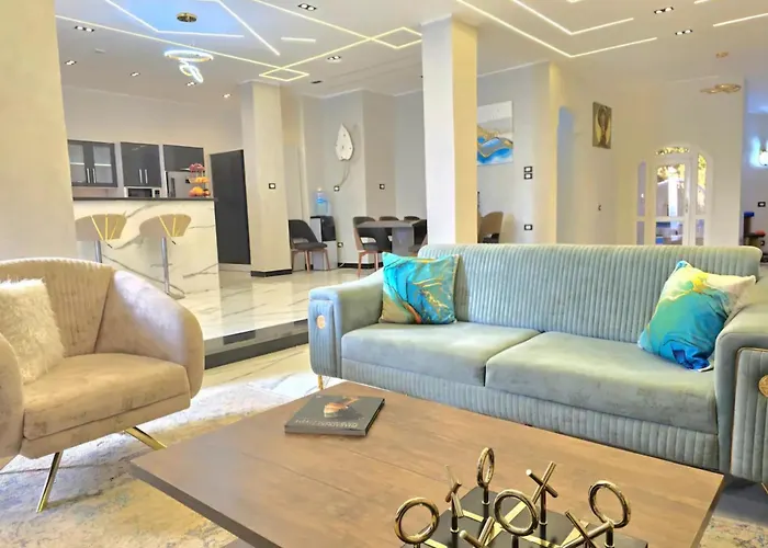 Luxury Royal Blue Family 8pers Private Pool * Hurghada